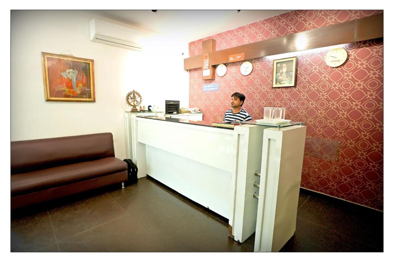 Hotel Oscar - Hauz Khas New Delhi Ngoại thất bức ảnh