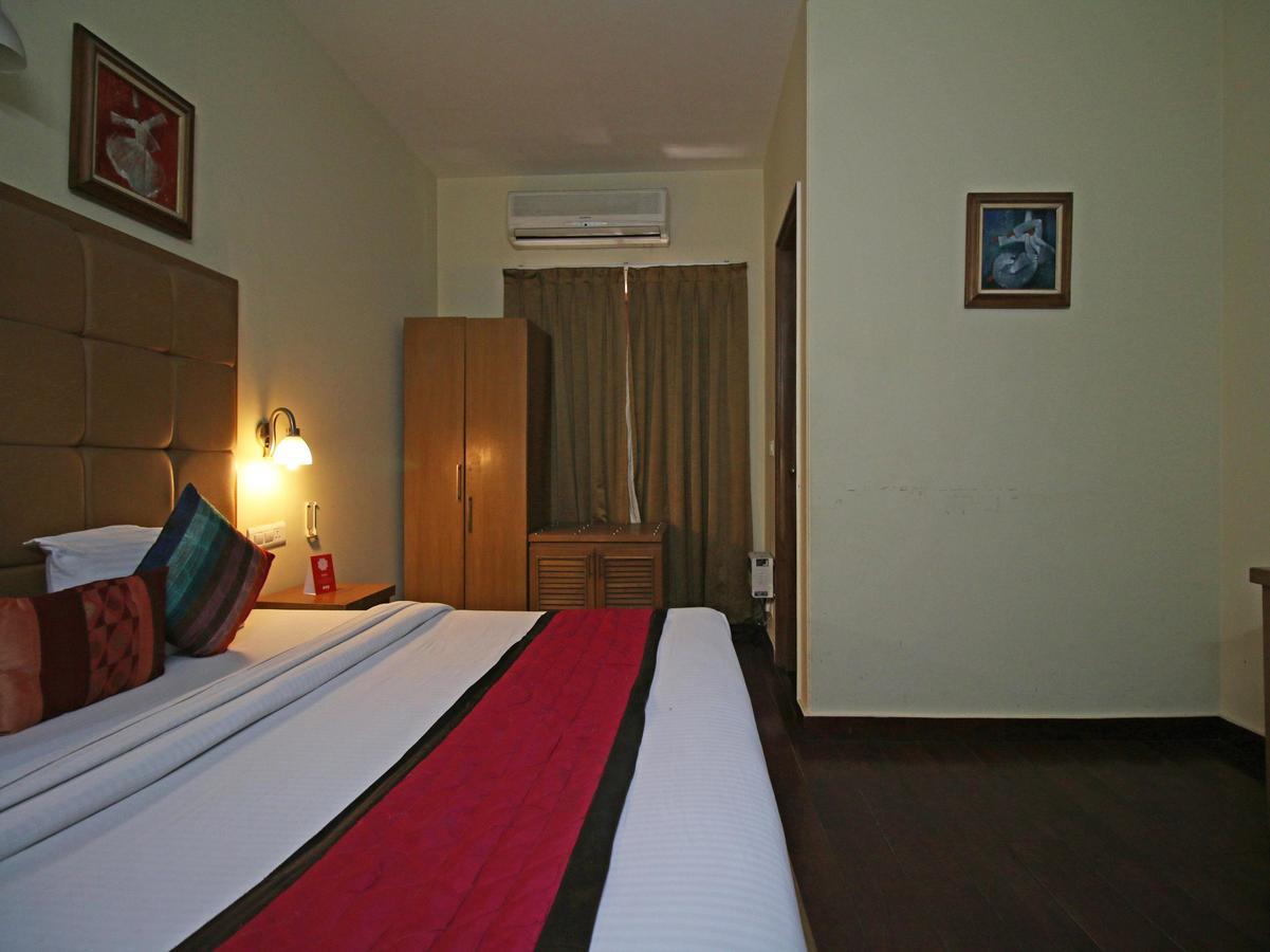 Hotel Oscar - Hauz Khas New Delhi Ngoại thất bức ảnh
