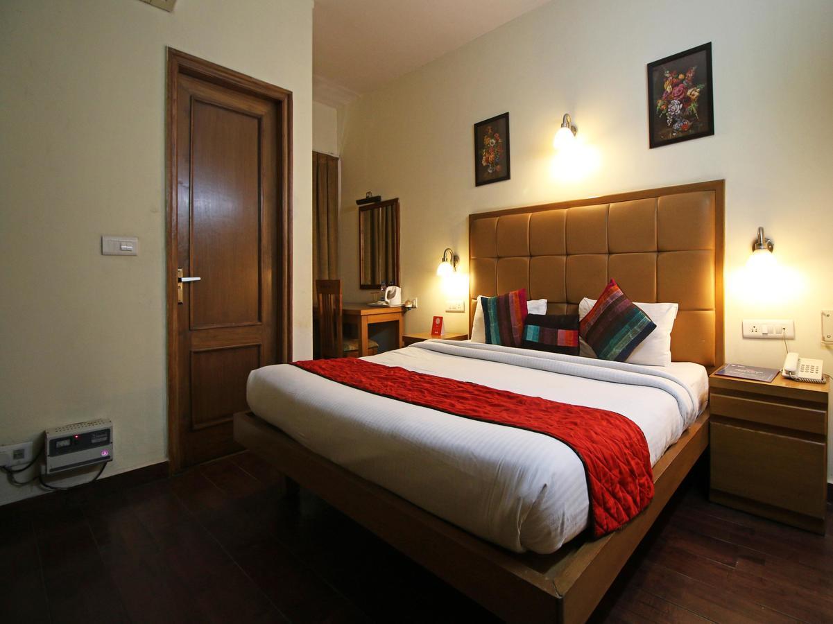 Hotel Oscar - Hauz Khas New Delhi Ngoại thất bức ảnh